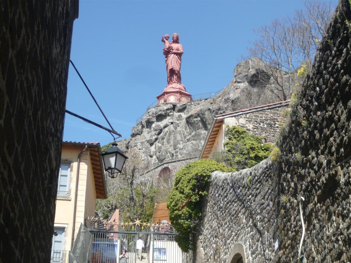 Le Petit St Clair Apartment Le Puy-en-Velay Exterior foto